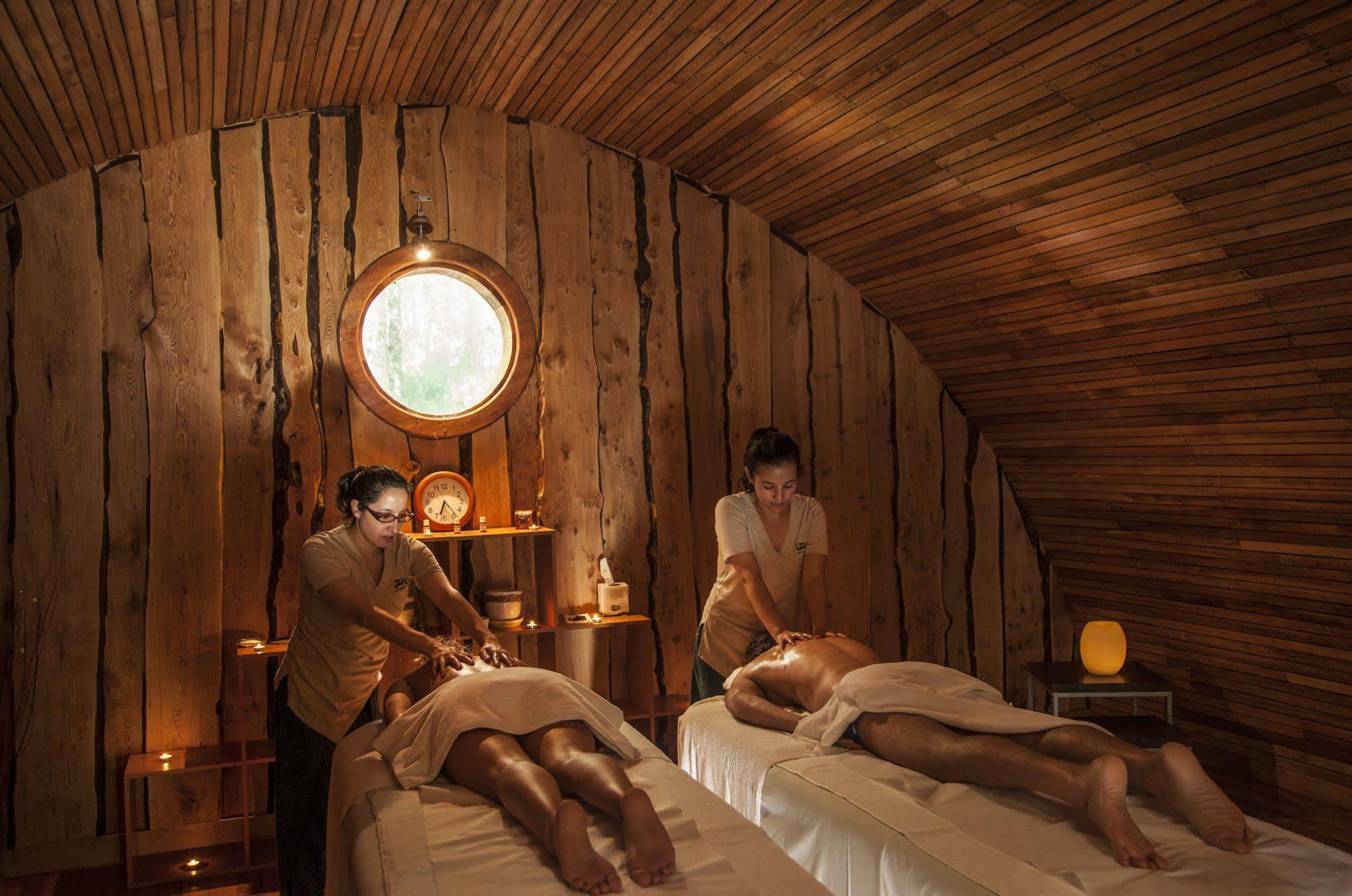 Huilo Huilo Nawelpi Lodge Puerto Fuy Esterno foto